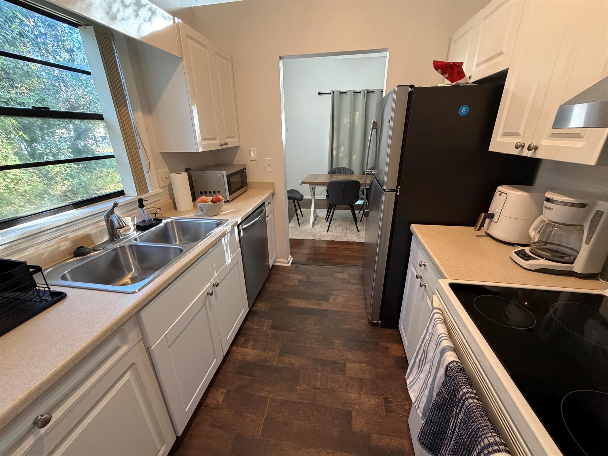 SANDALWOOD OF VERO - Residential Lease