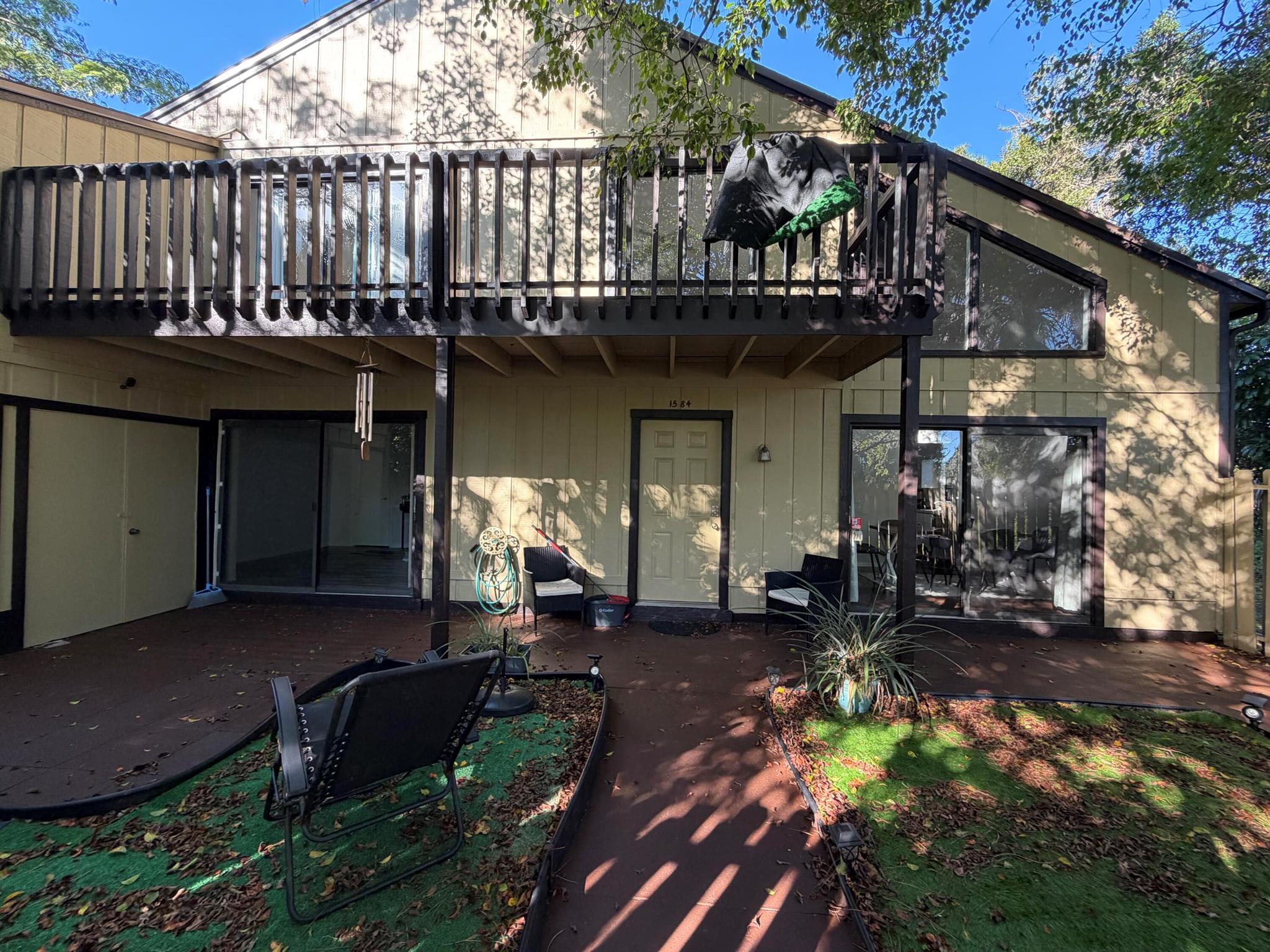 SANDALWOOD OF VERO - Residential Lease