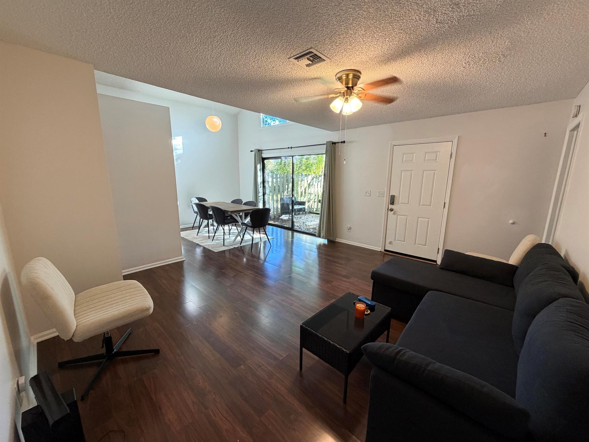 SANDALWOOD OF VERO - Residential Lease