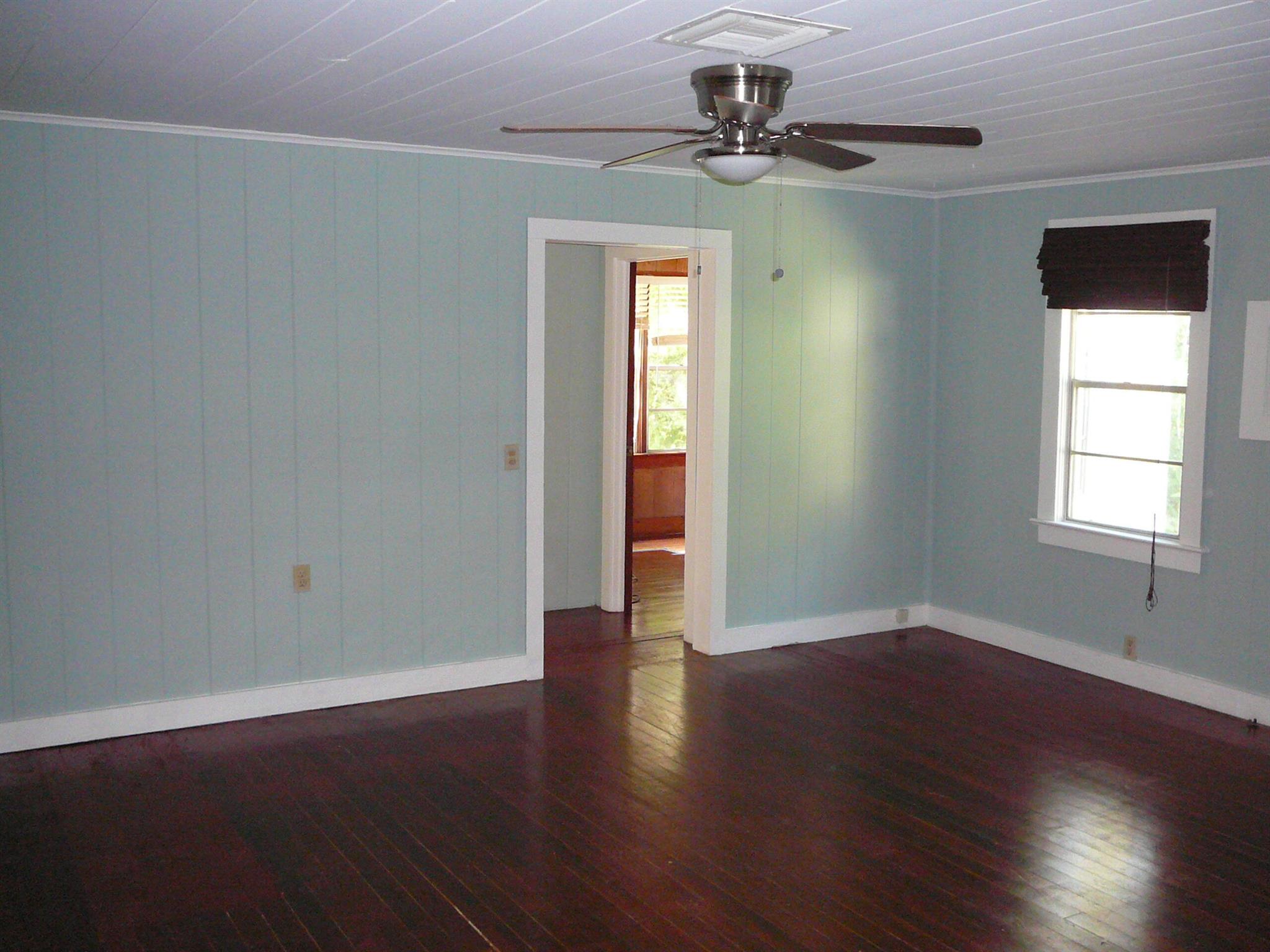 2917 N Old Dixie Highway