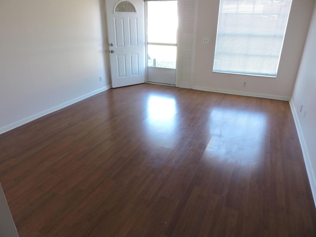 Photo of 1012 Riverwood Lane, Jupiter, FL 33458 (MLS # R11161716)