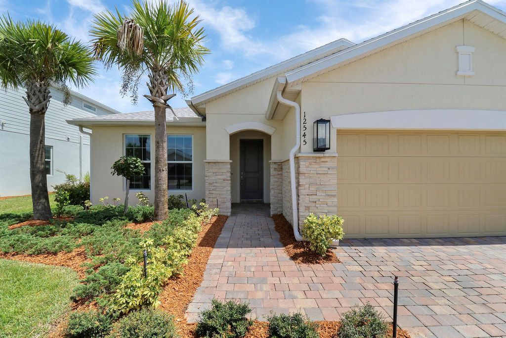 Photo of 12545 SW Gray Fox Lane, Port Saint Lucie, FL 34987 (MLS # R11021592)