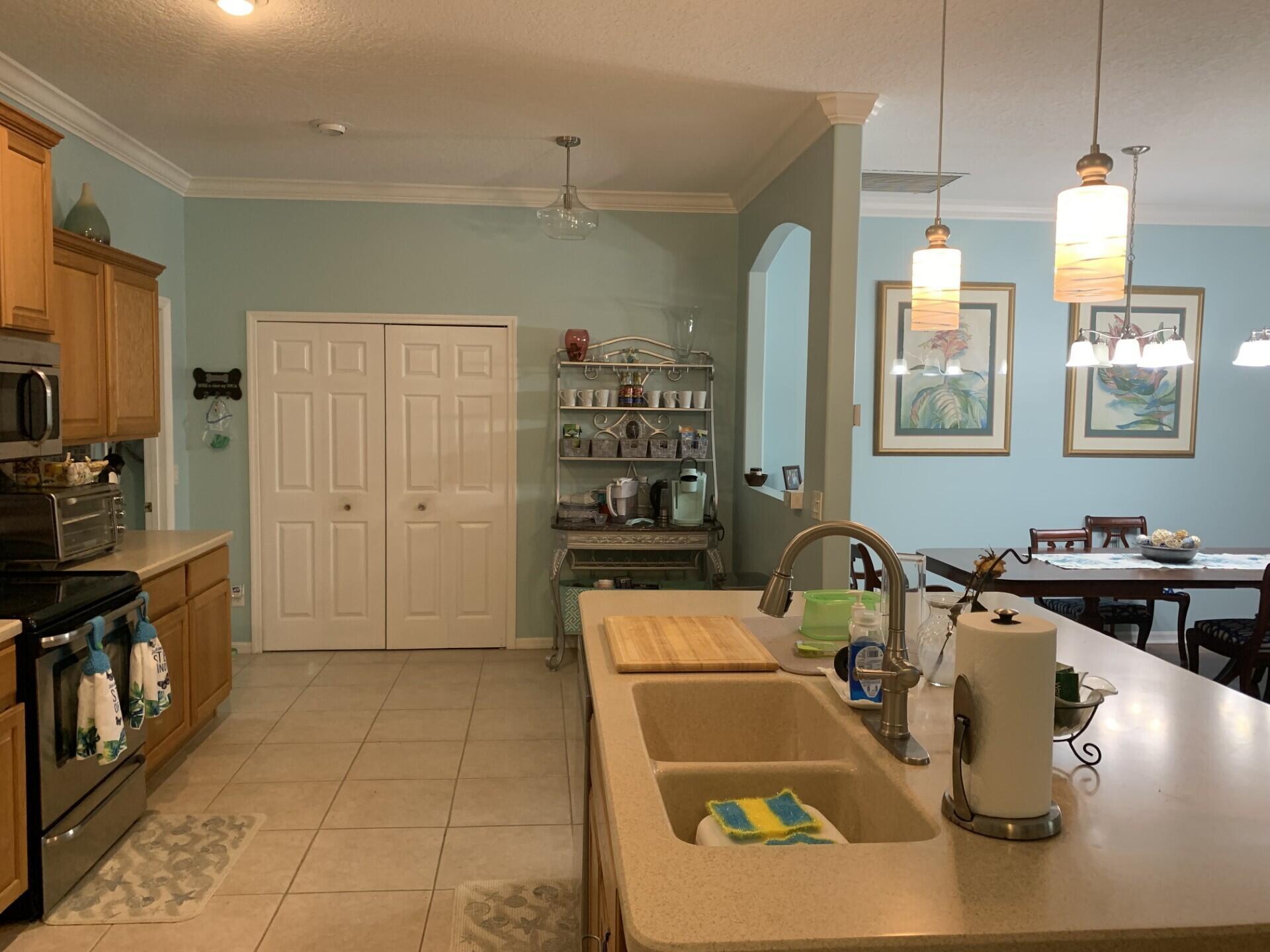 PORT ST LUCIE SECTION 3 - Residential