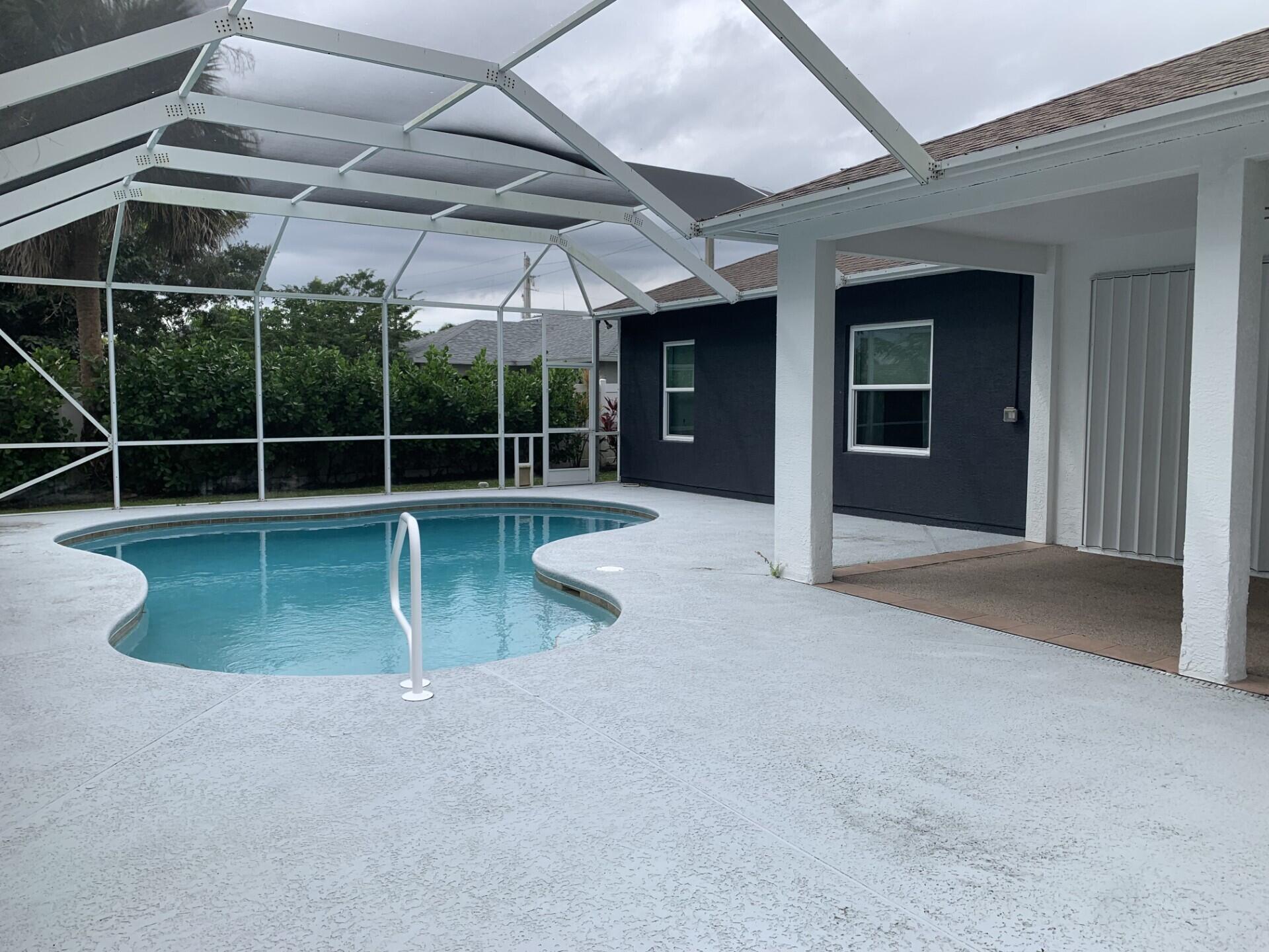 PORT ST LUCIE SECTION 3 - Residential