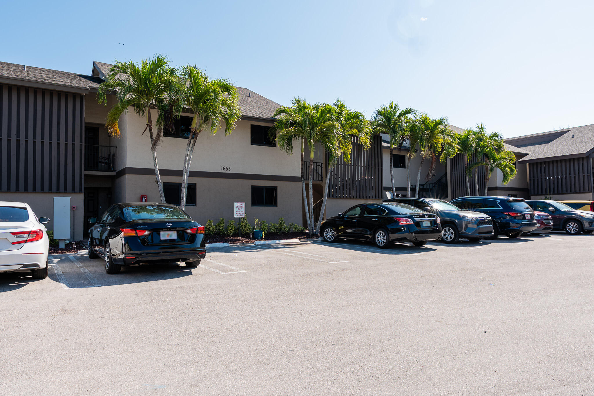 CABOT LANE CONDO - Residential Lease