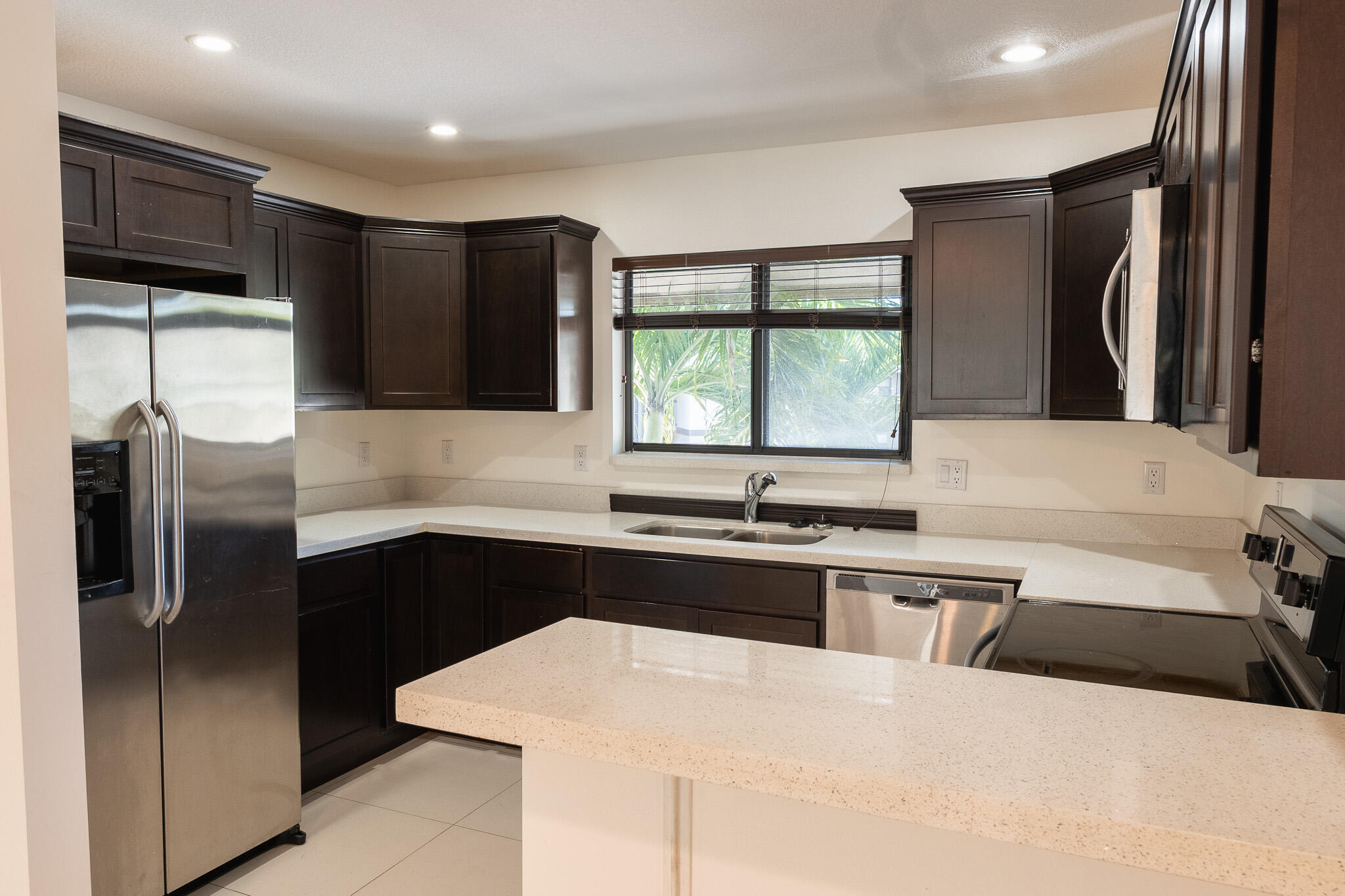 CABOT LANE CONDO - Residential Lease