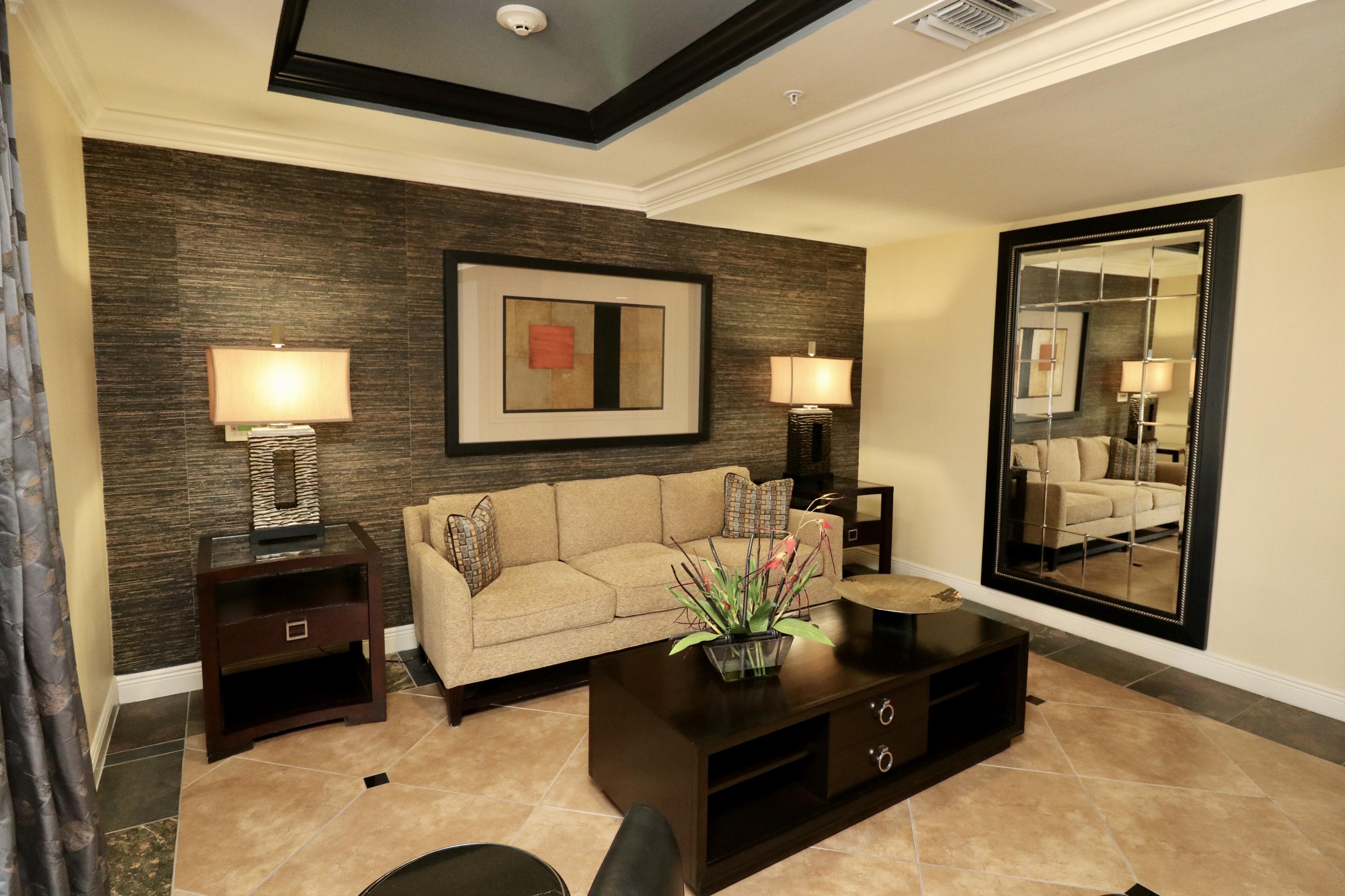 RESIDENCES AT MIDTOWN CONDO - Residential Lease