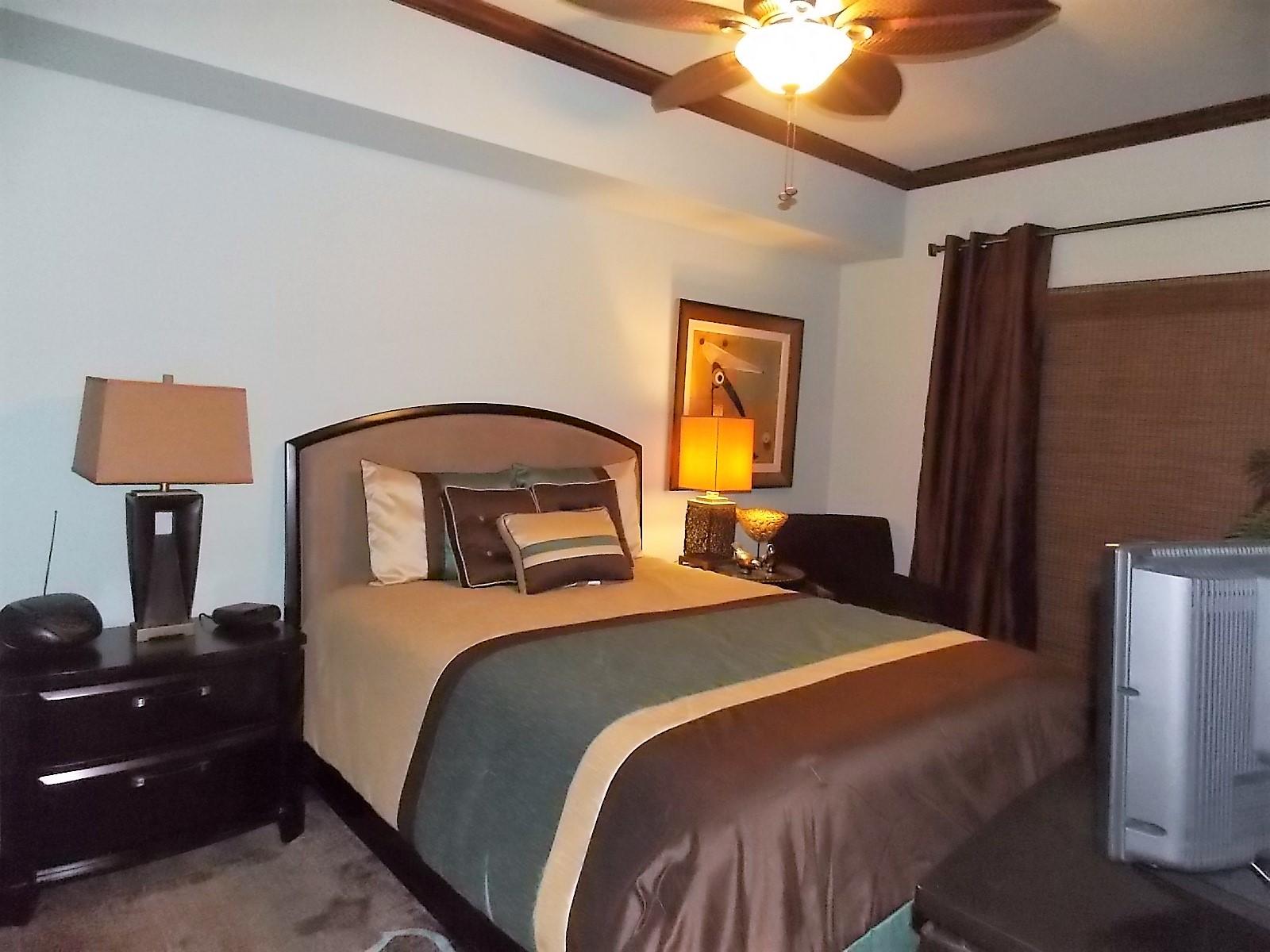 RESIDENCES AT MIDTOWN CONDO - Residential Lease