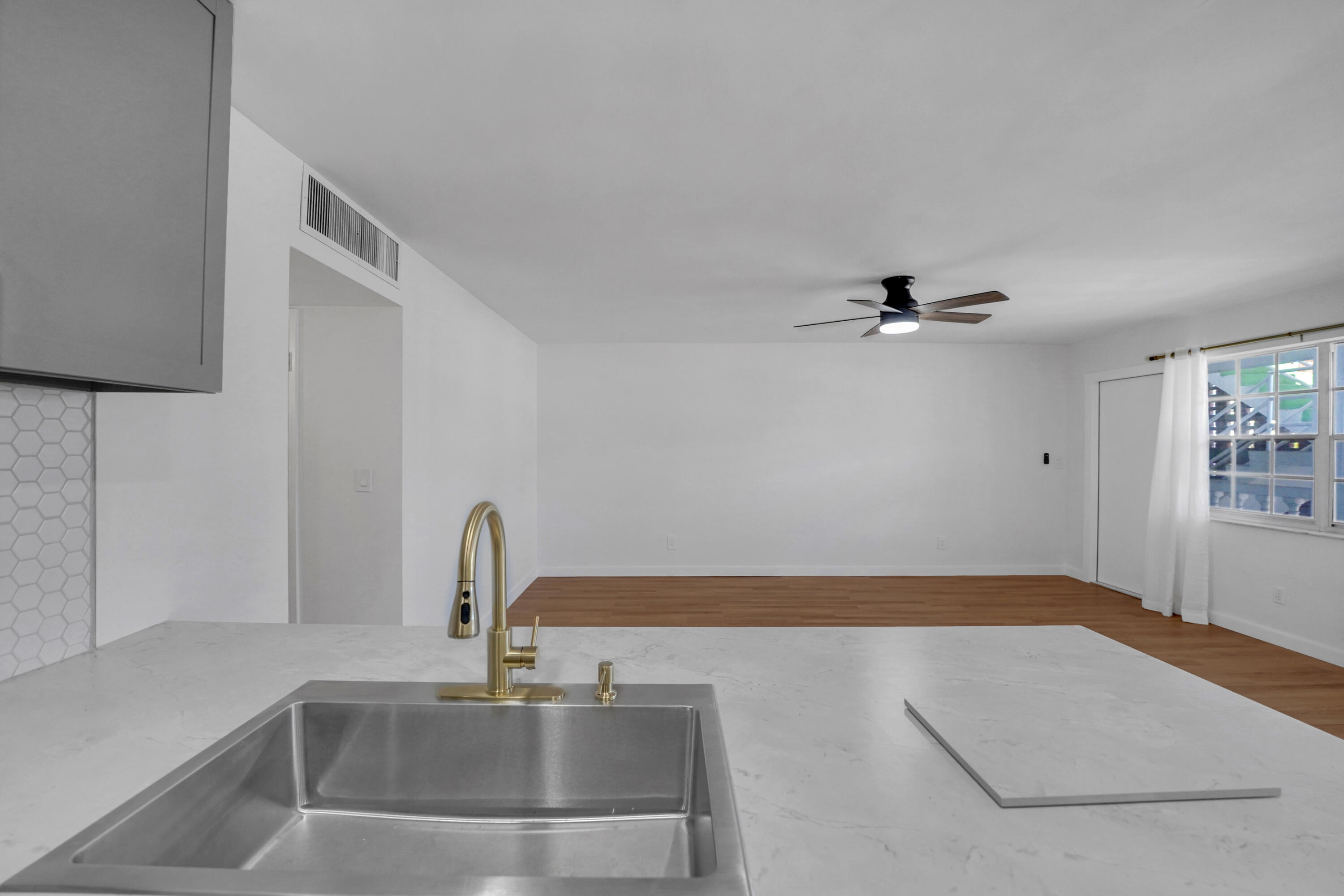 MAYBURY MANSIONS CONDO - Residential