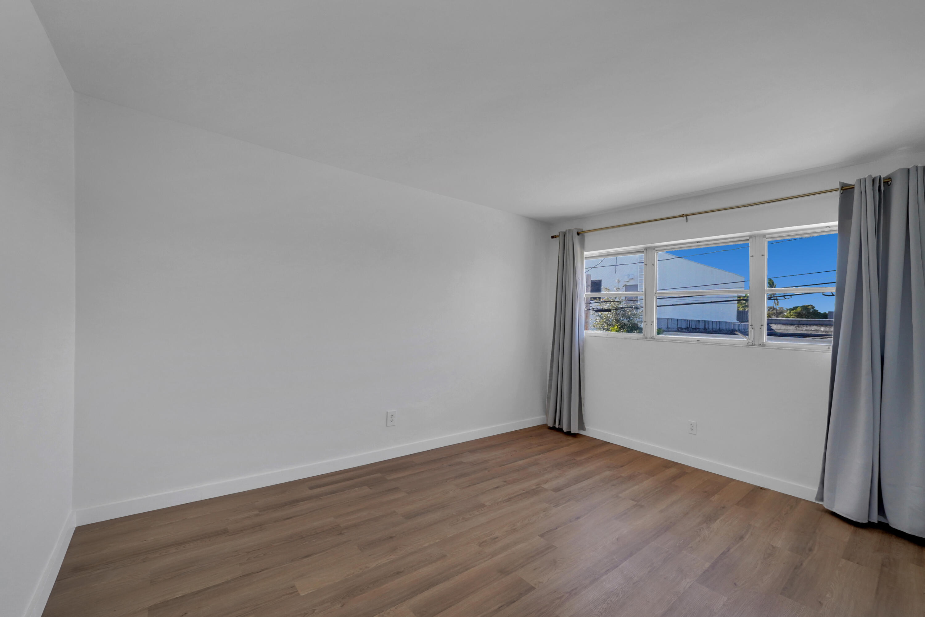 MAYBURY MANSIONS CONDO - Residential