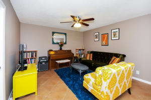 WELLINGTON DOWNS - Residential