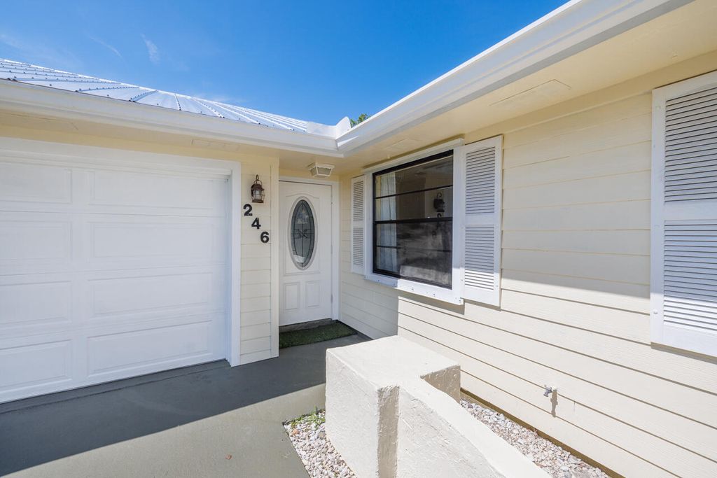 Photo of 246 SE Ila Street, Stuart, FL 34994 (MLS # R11106158)