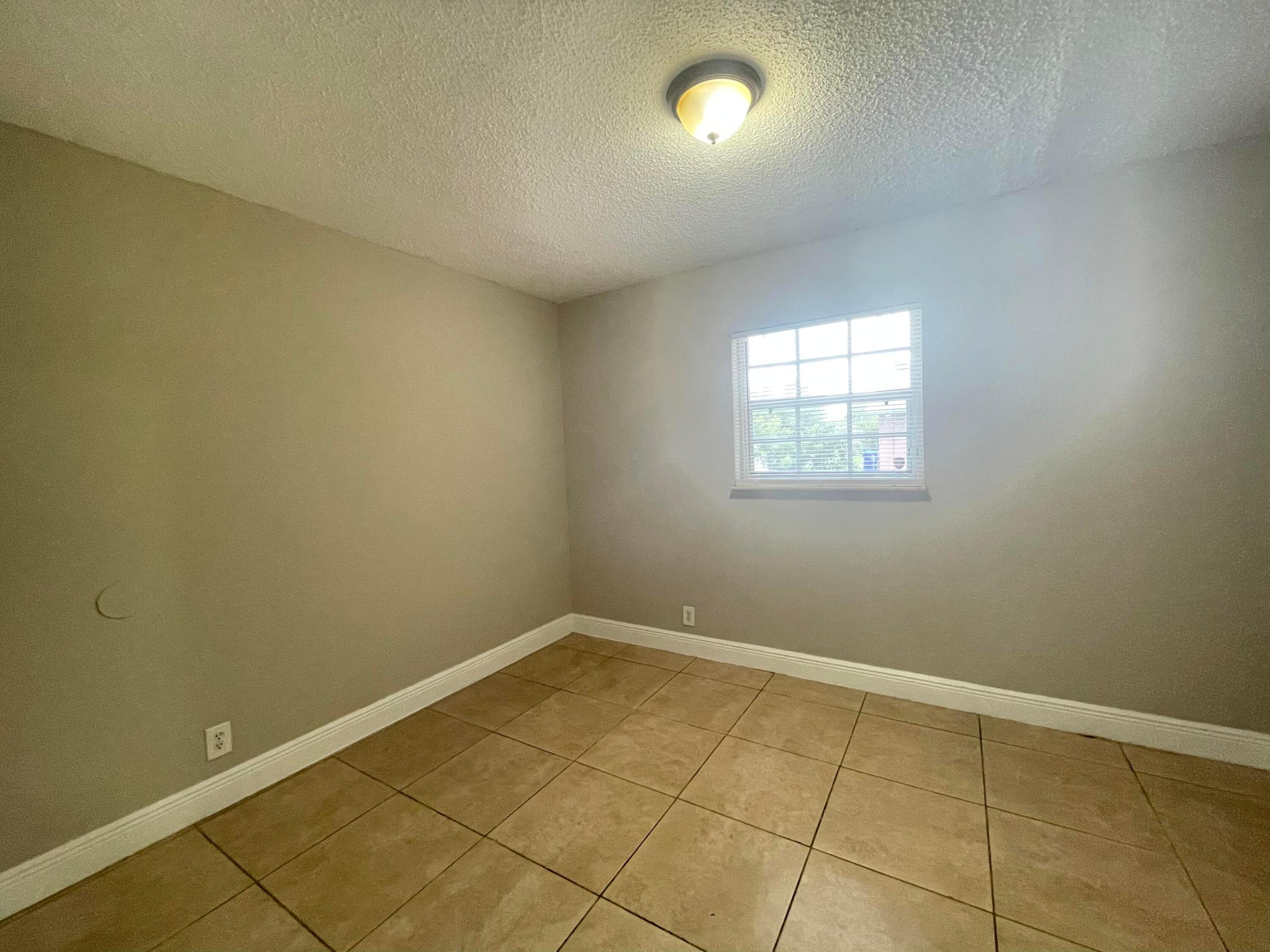 North Lauderdale Village - Residential