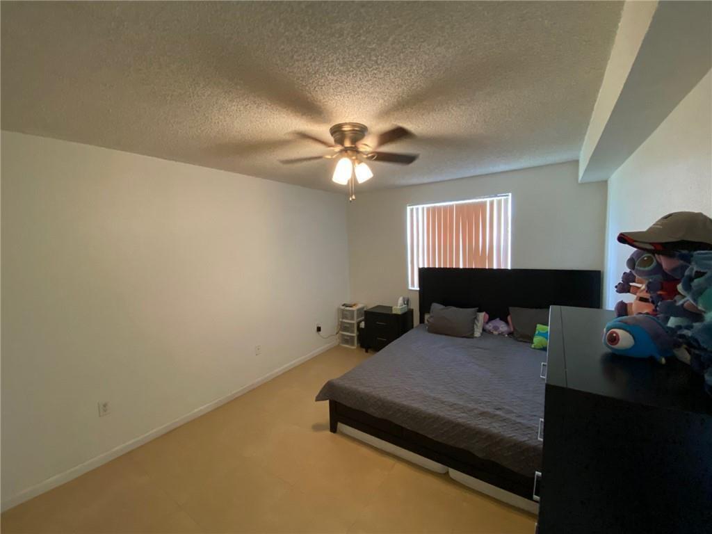 LAKEVIEW CLUB CONDO - Residential Lease