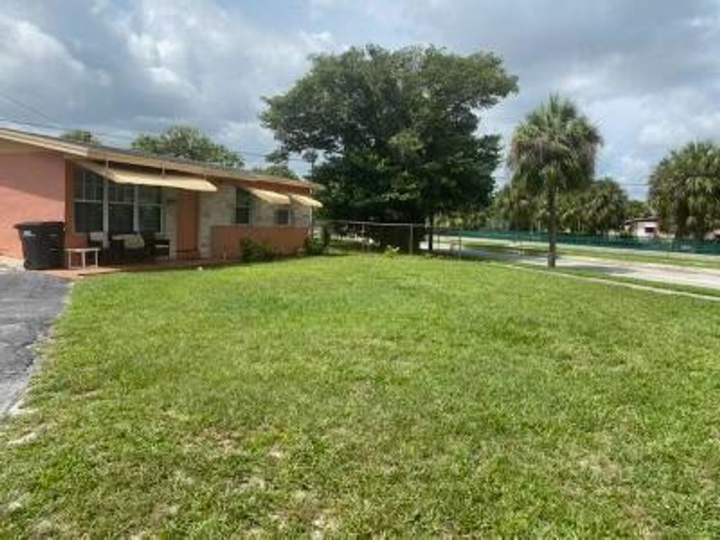 Photo of 1382 9th Street, West Palm Beach, FL 33401 (MLS # R10805285)