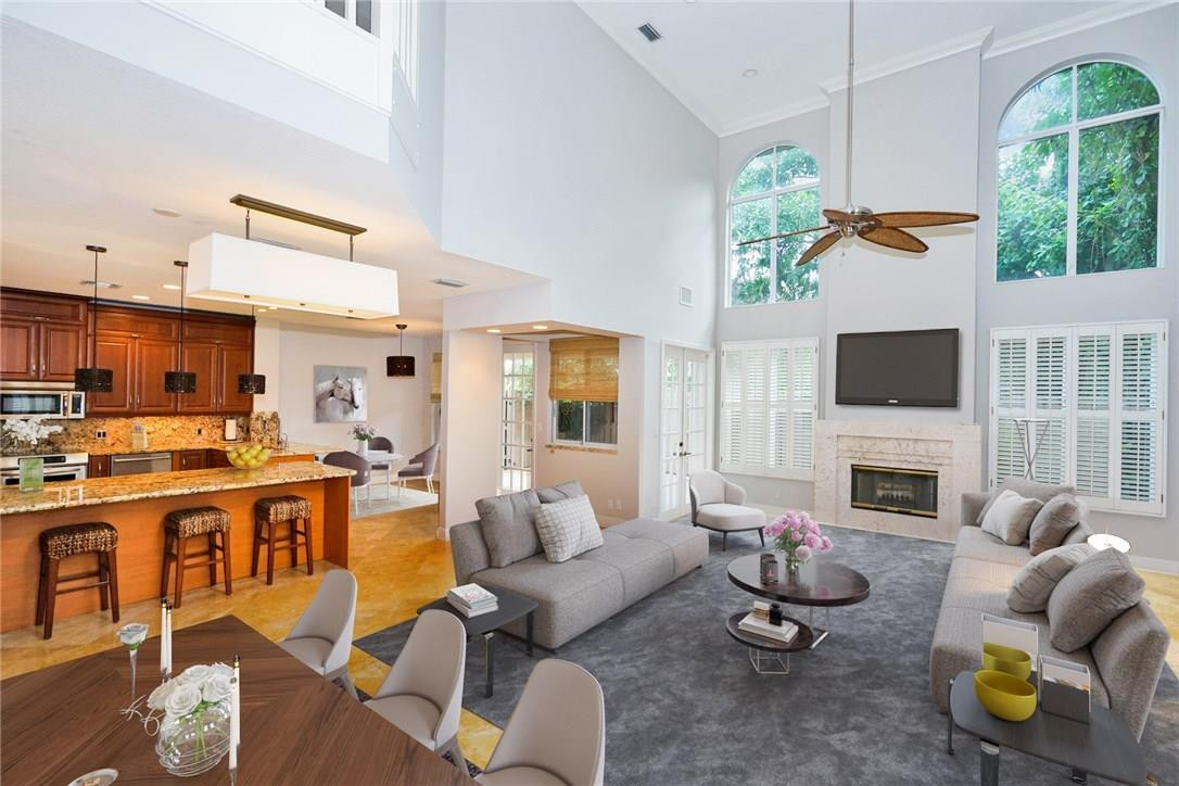 COLEE HAMMOCK EAST - Residential