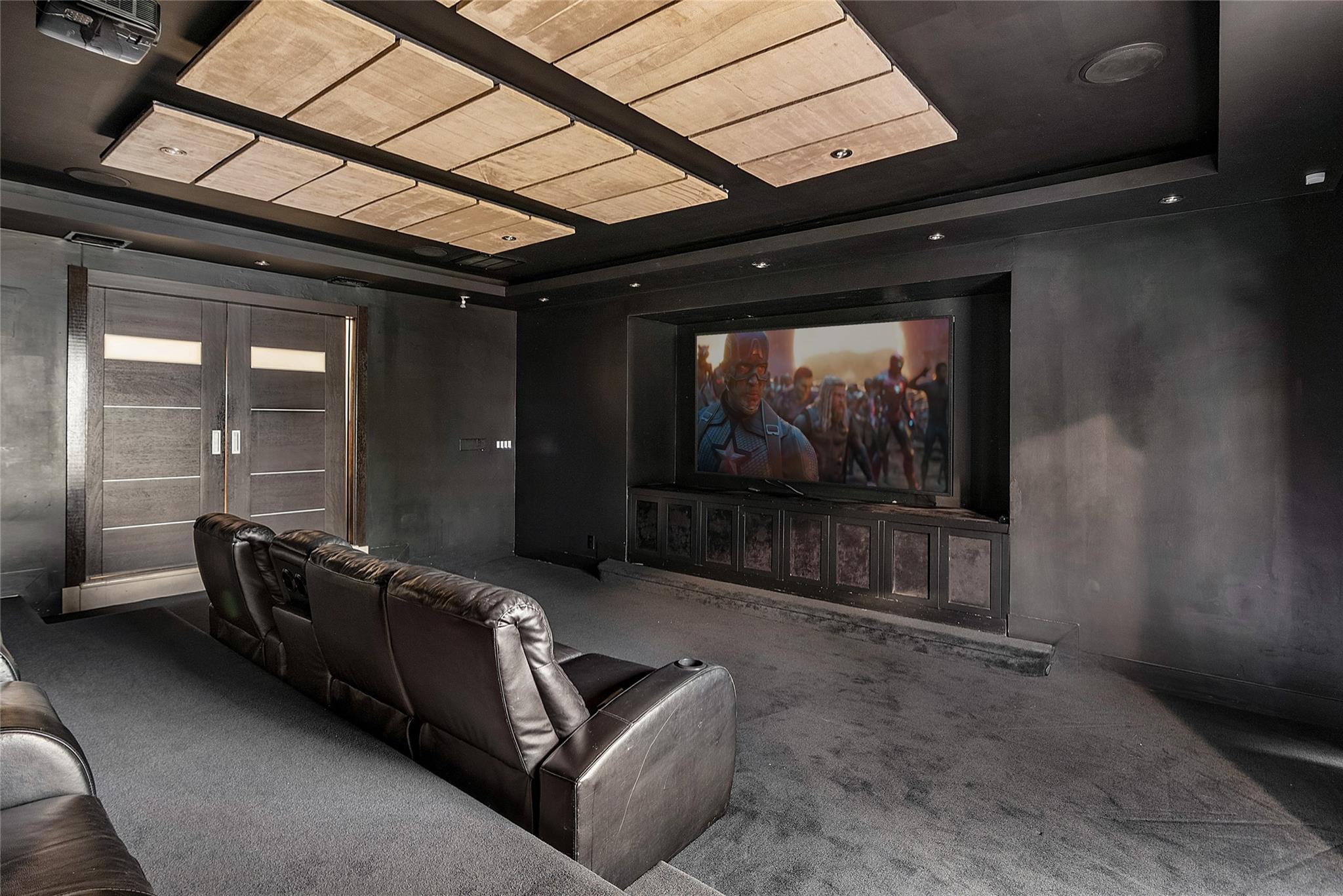 Doral Estates - Residential