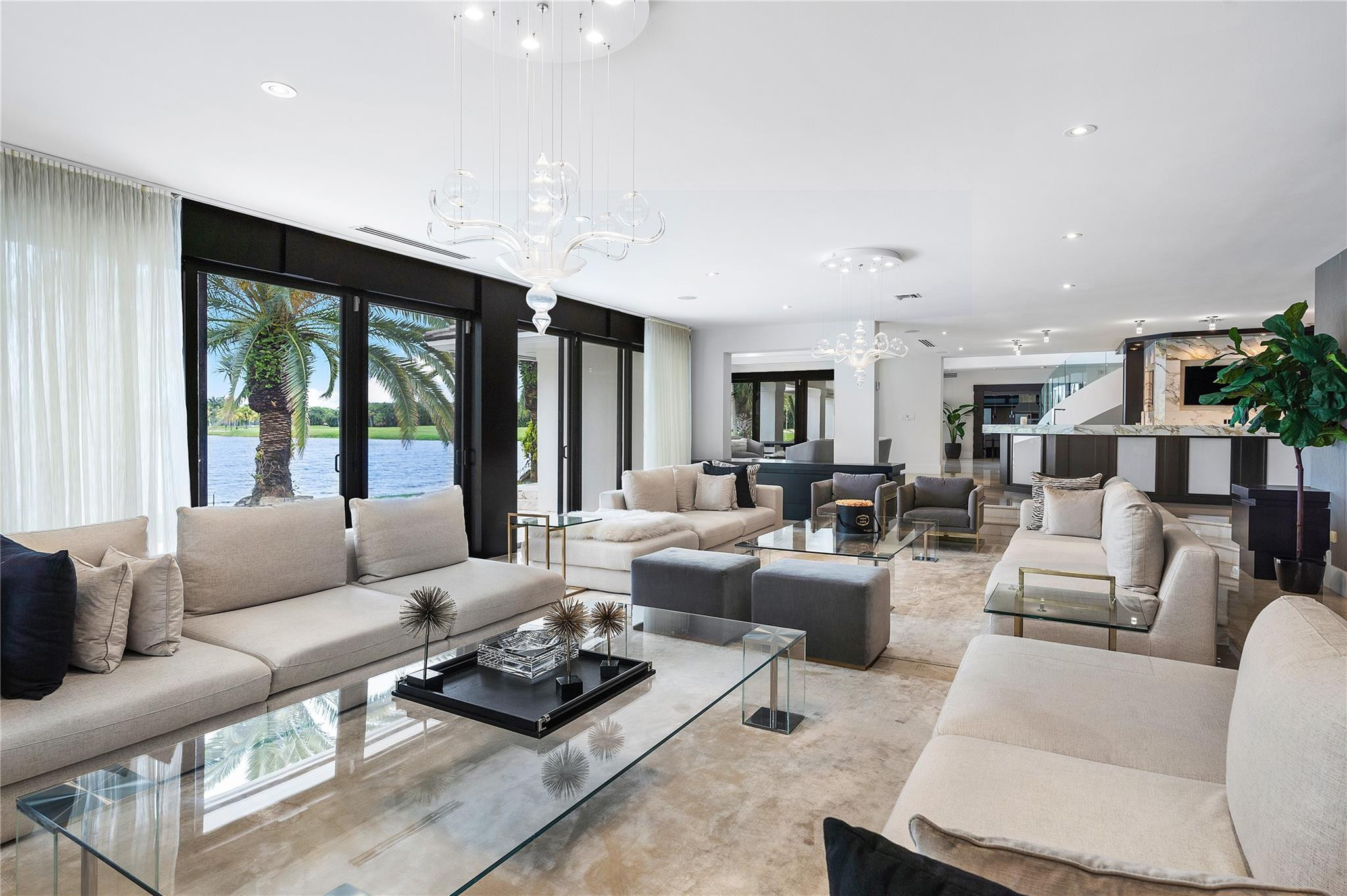 Doral Estates - Residential