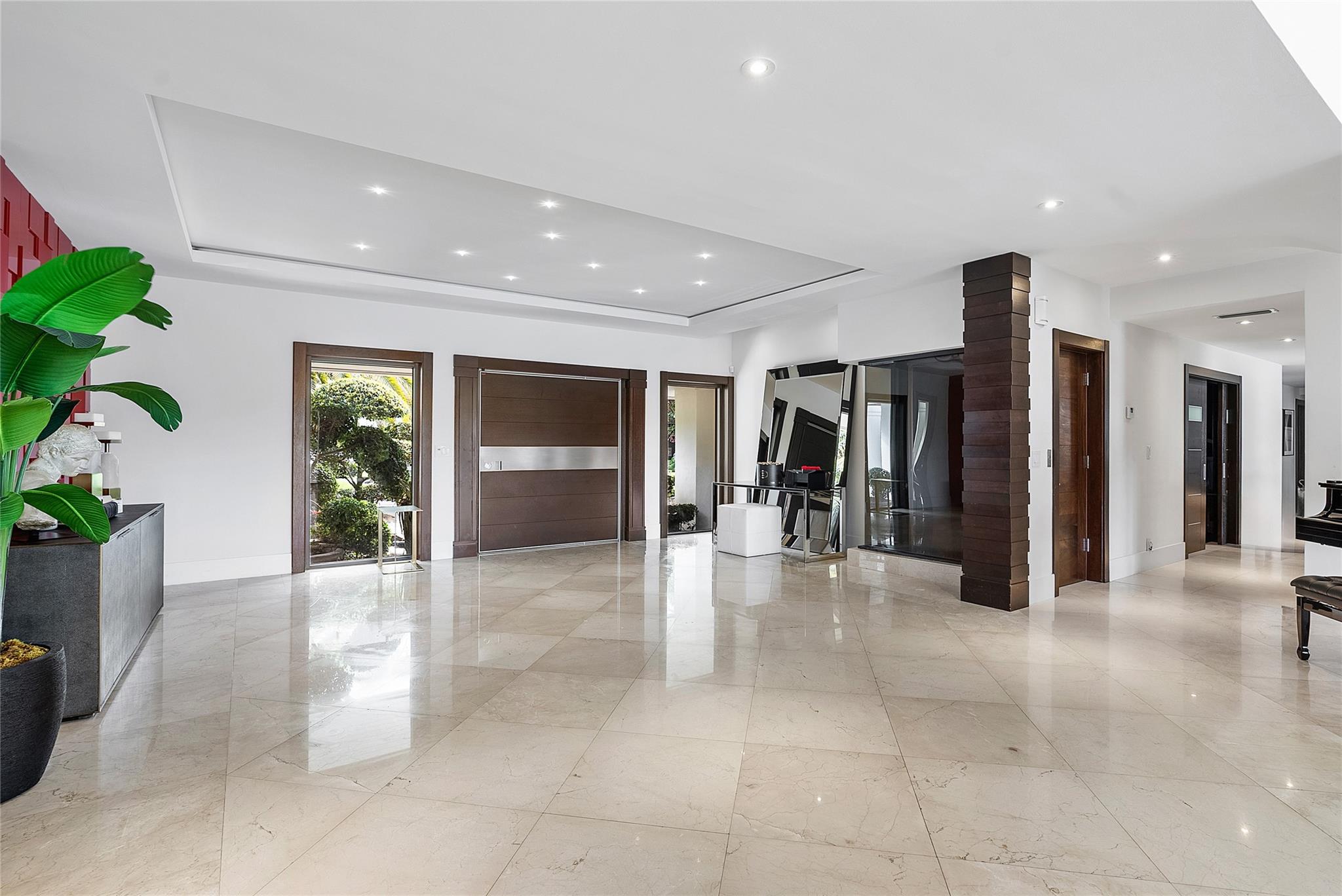 Doral Estates - Residential