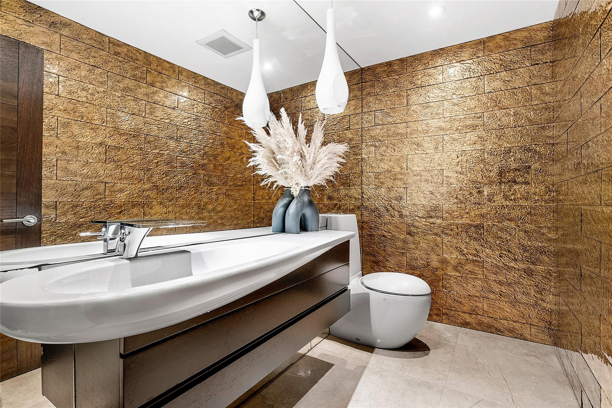 Doral Estates - Residential