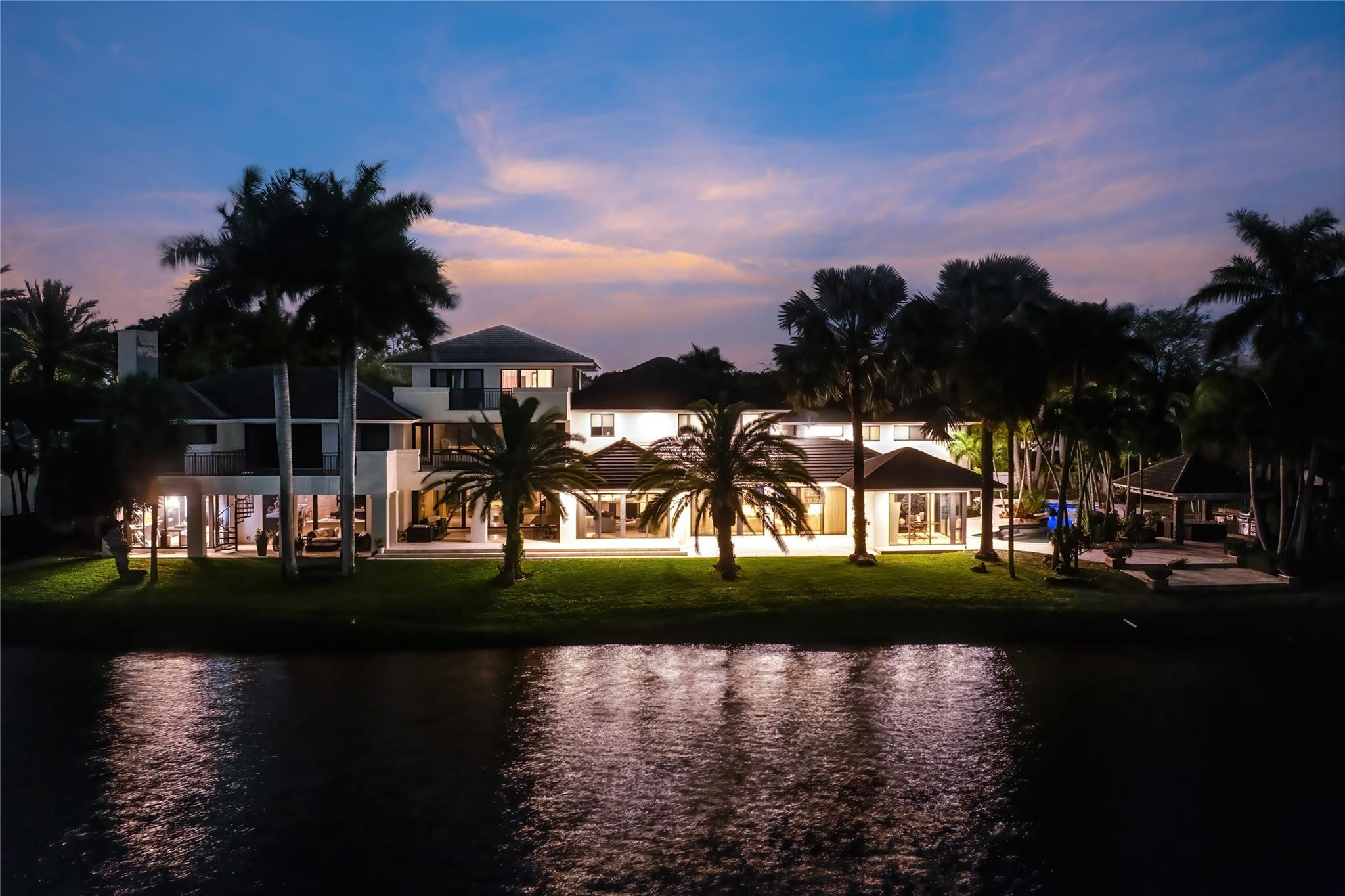 Doral Estates - Residential