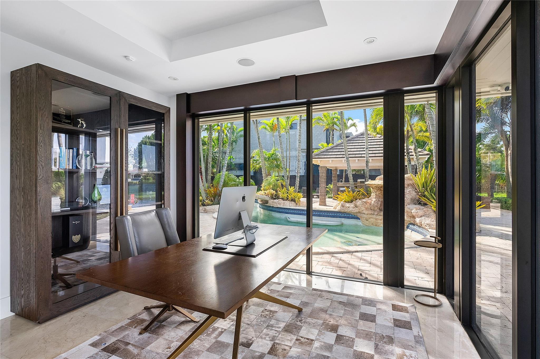 Doral Estates - Residential