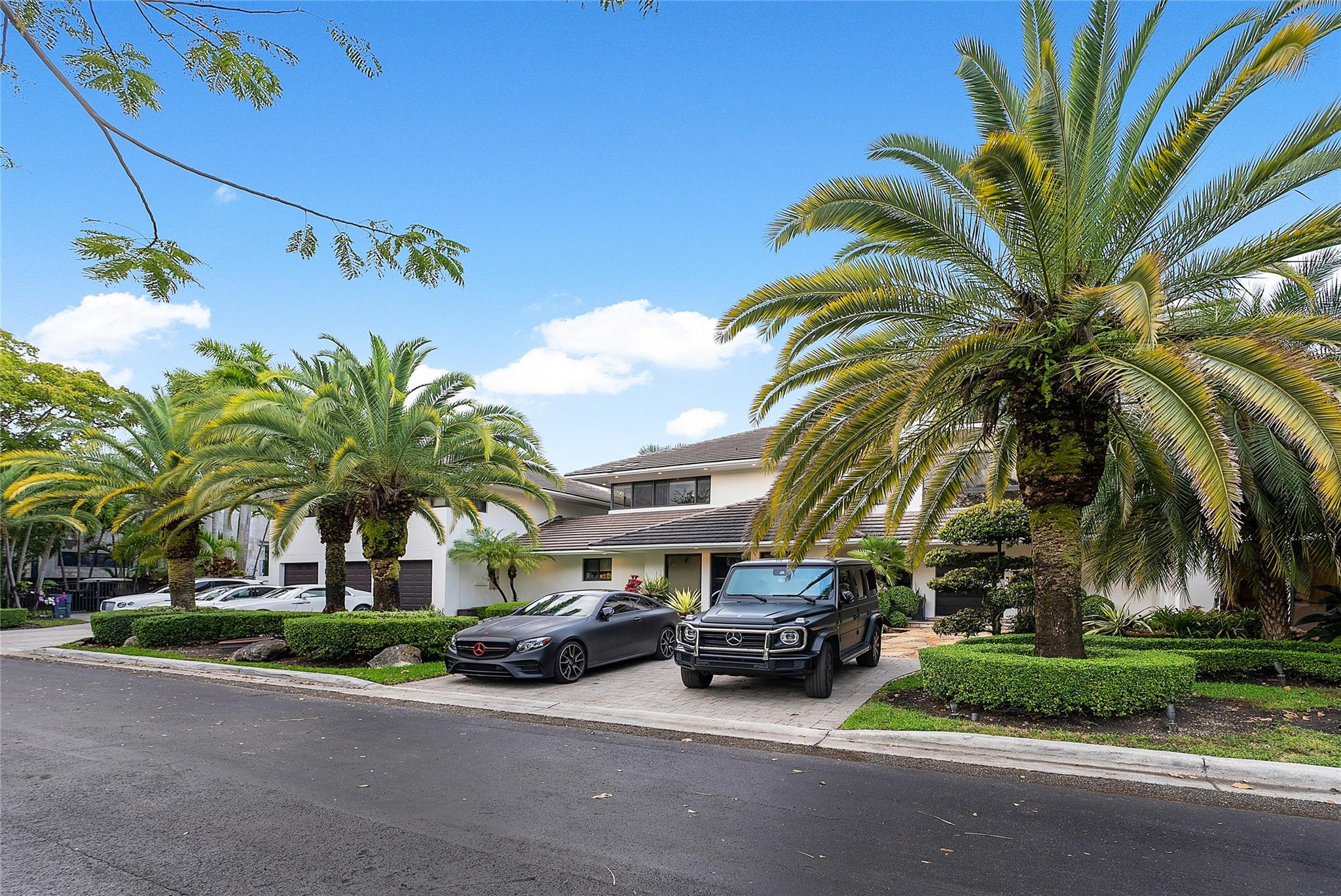 Doral Estates - Residential
