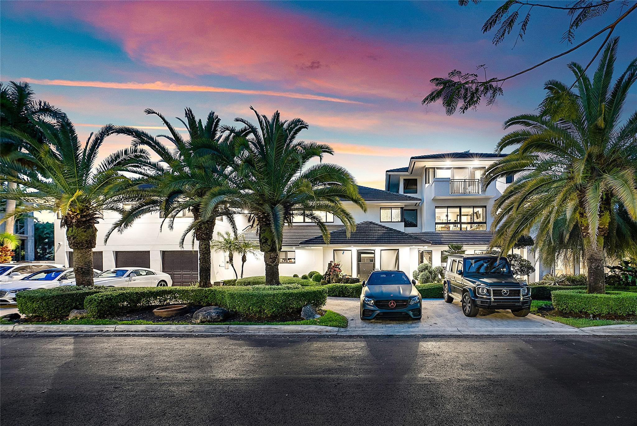 Doral Estates - Residential