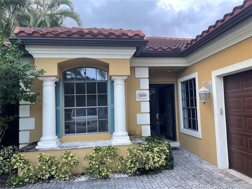 SPACIOUS 2/2.5 WITH 2 CAR GARAGE IN WEST PALM BCH, FL, WITH A DEN ON GOLF COURSE, JUST WAITING FOR YOU TO CALL HOME. THIS PROPERTY IS OWN BY A CORPORATION, PLEASE SEE SELLERS ADDENDUM.