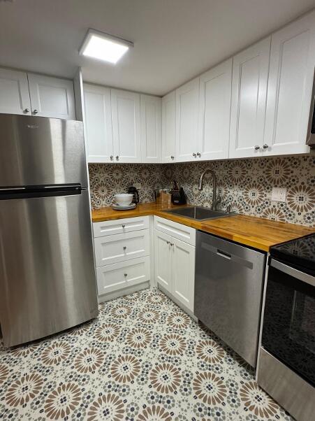 INTERNATIONAL VILLAGE AT - Residential Lease