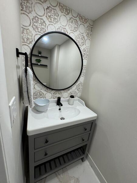 INTERNATIONAL VILLAGE AT - Residential Lease
