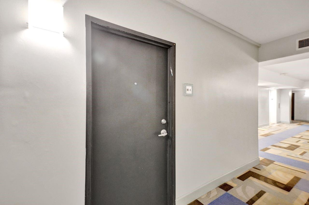 ParkView Condo - Residential