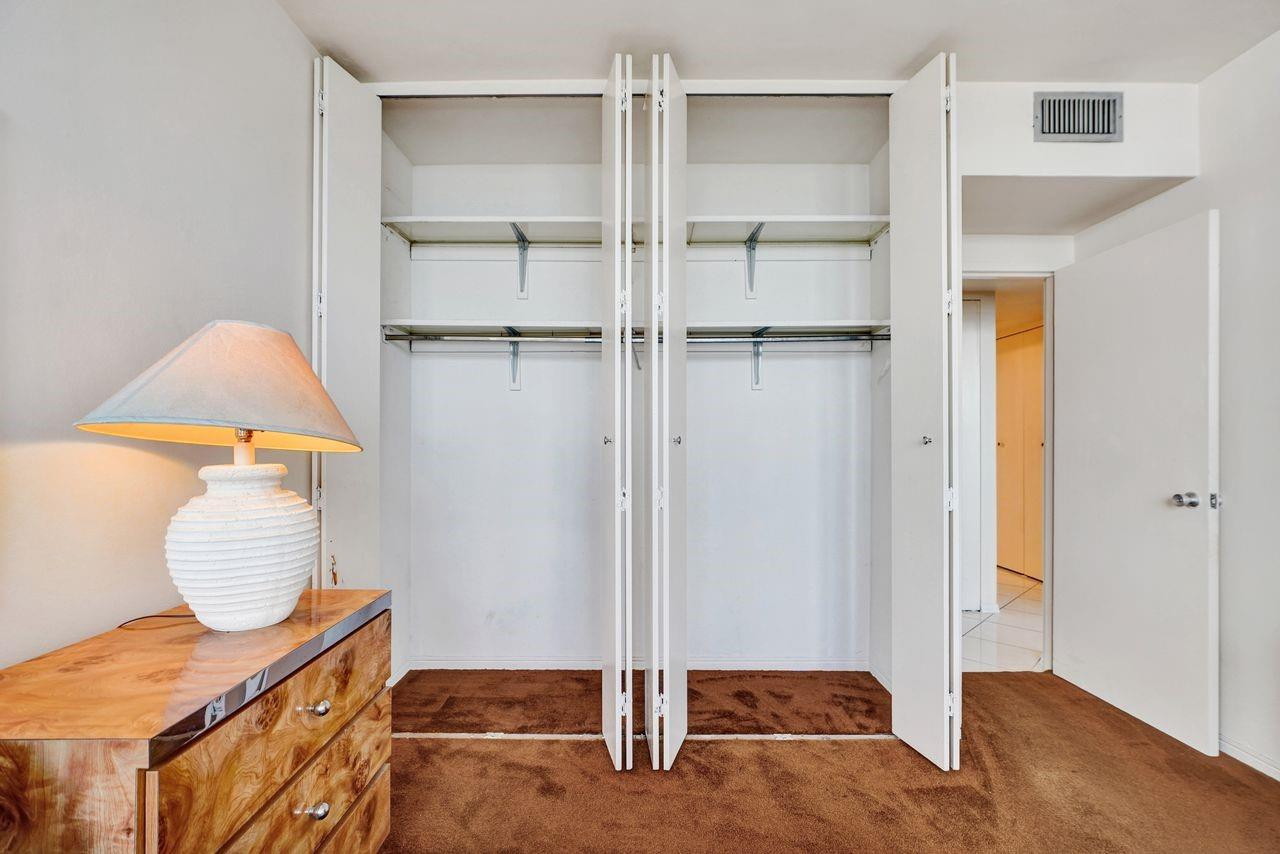 ParkView Condo - Residential