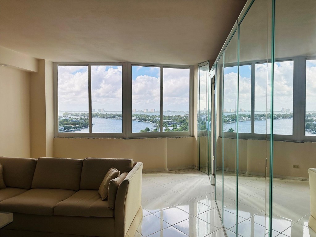 ParkView Condo - Residential