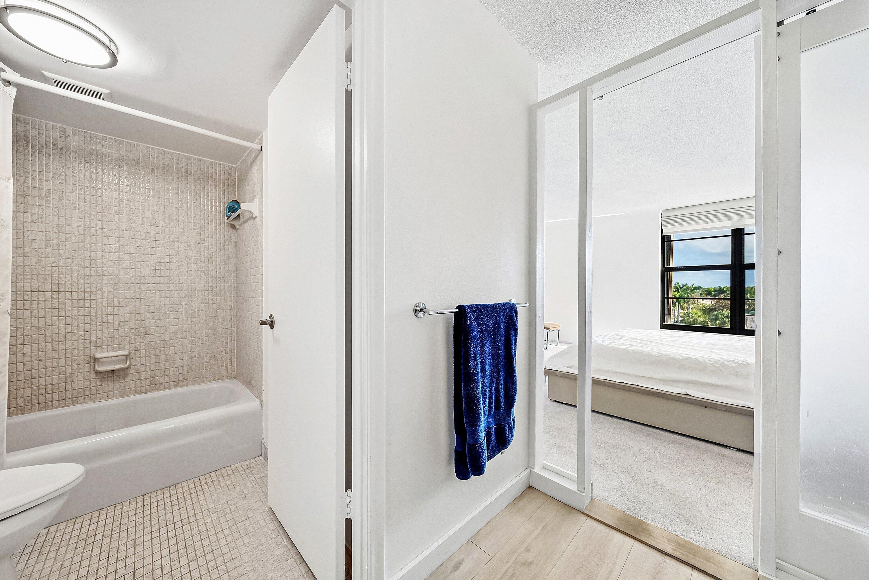 BOCA BAYOU CONDO - Residential