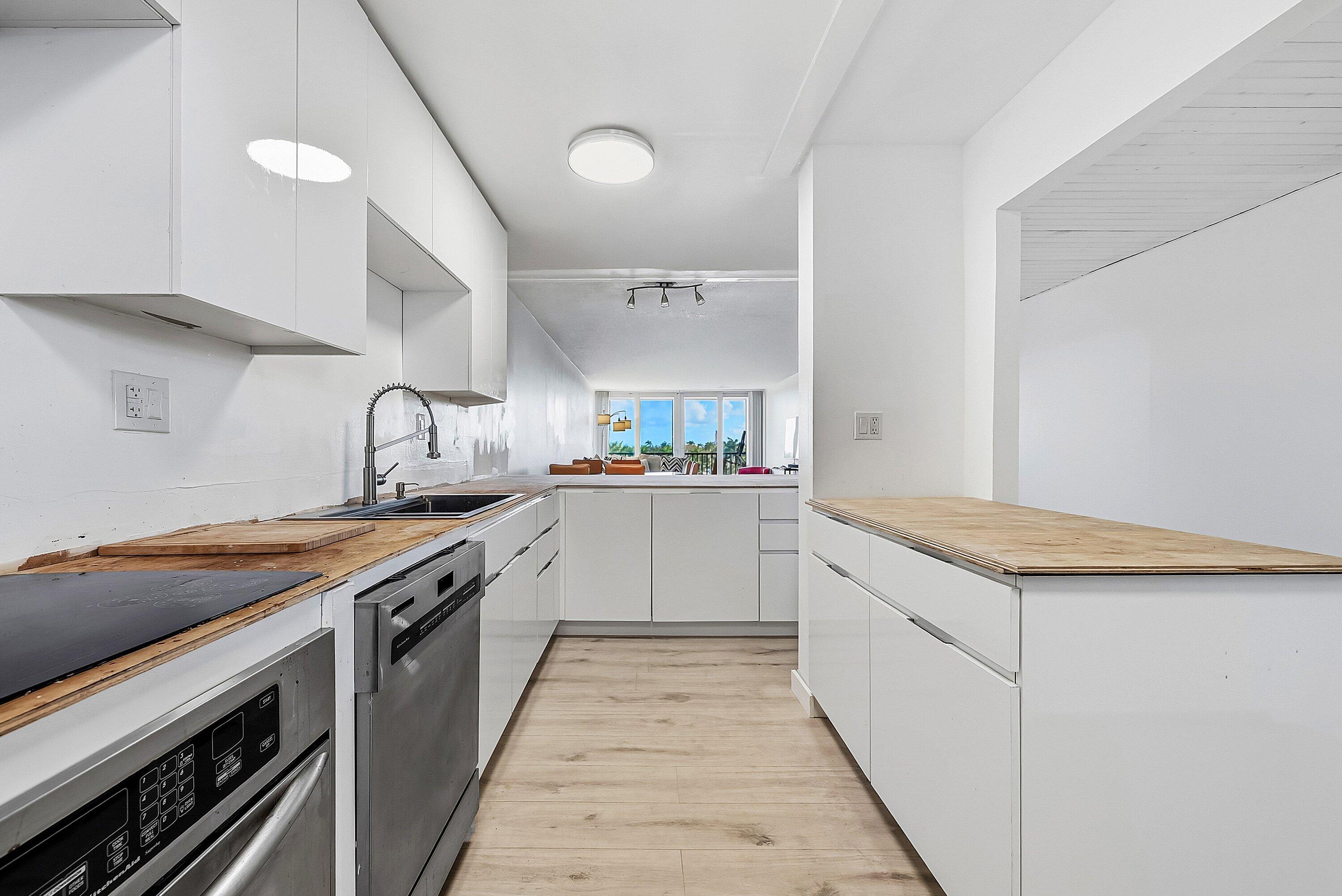 BOCA BAYOU CONDO - Residential