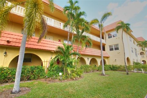 10762 La Placida Drive 205 Coral Springs FL 33065