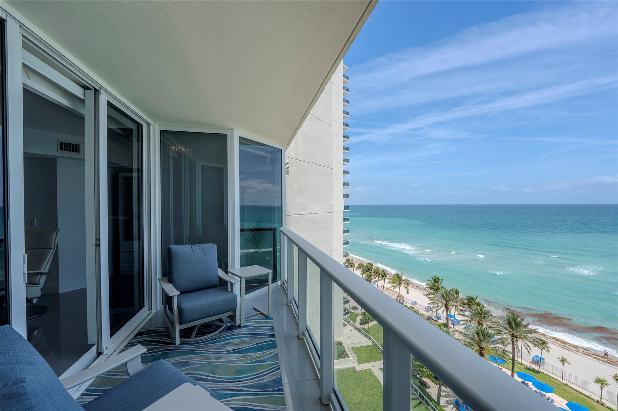 19333 Collins AVE 1406