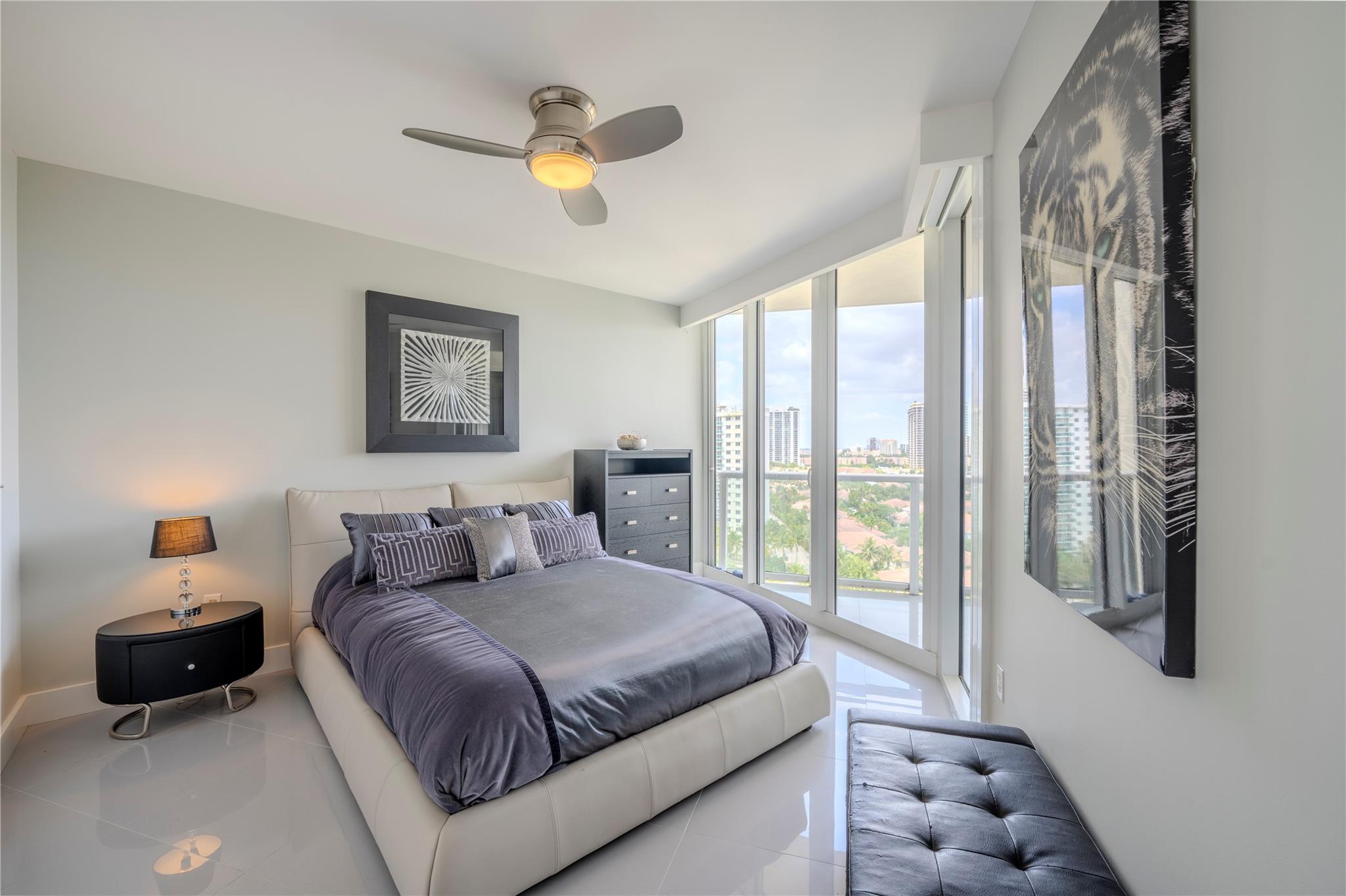 OCEAN ONE - Residential