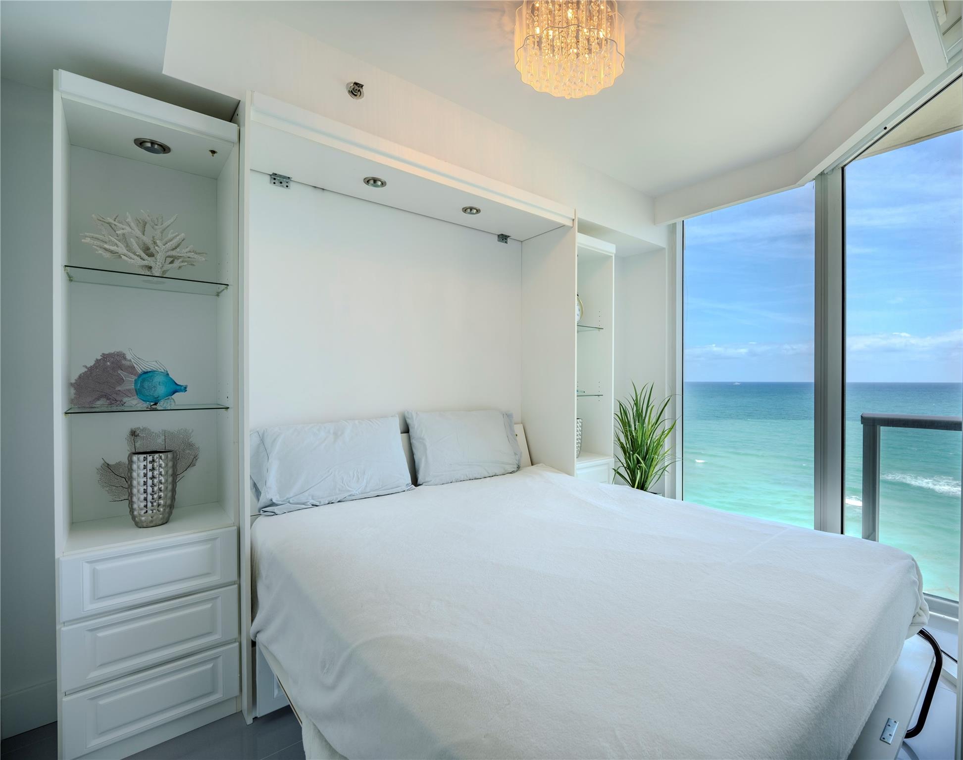 OCEAN ONE - Residential