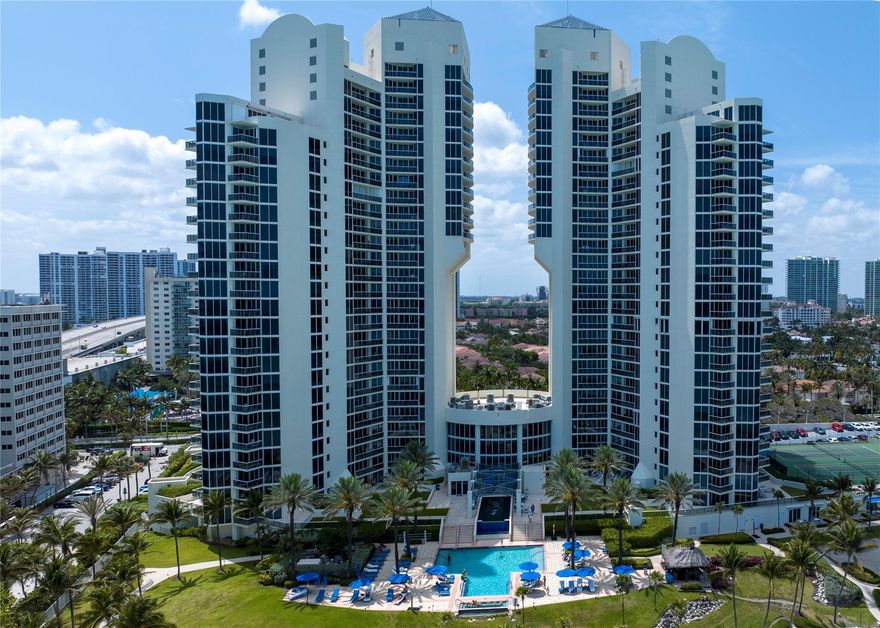 THIS EXECUTIVE BUILDING IS PERFECT FOR OWNER WHO WANTS TO HAVE DIRECT OCEAN VIEW AND THE CITY VIEW, YOU HAVE 2 BALCONIES, ONE FACING EAST WITH THE SUNRISE AND DIRECT OCEAN VIEW,  THE SECOND BALCONY IS FACING WEST TO SEE SUNSET, YOU DON'T HAVE TO COMPROMISE THE VIEW ...... YOU HAVE 2 SPLIT MASTER BEDROOMS FOR MORE PRIVACY, THE MAIN ONE DIRECT OCEAN WITH BALCONY ACCESS AND THE SECOND ONE FACING WEST WITH ALSO BALCONY ACCESS. . . THIS UNIT ONE OF THE RARE THAT HAS BEEN FULLY RENOVATED ...... THIS RESORT STYLE CONDO IS OFFERING, ON SITE RESTAURANT, 24/7 SECURITY, YOU ALSO CAN ENJOY ALL AMENITIES INCLUDING TENNIS, SPA, FITNESS AND MUCH MUCH MORE ......