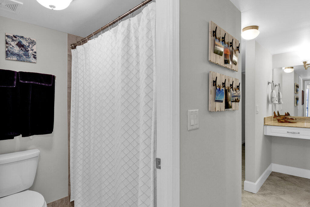 CALEDON SHORES CONDOMINIUM - Residential