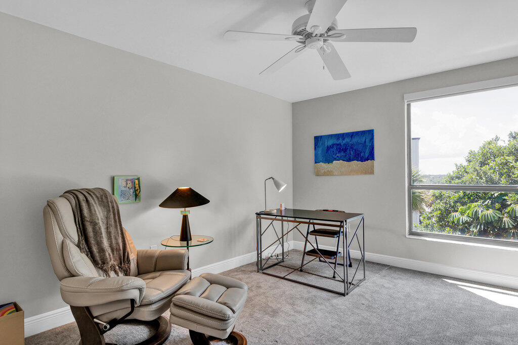 CALEDON SHORES CONDOMINIUM - Residential