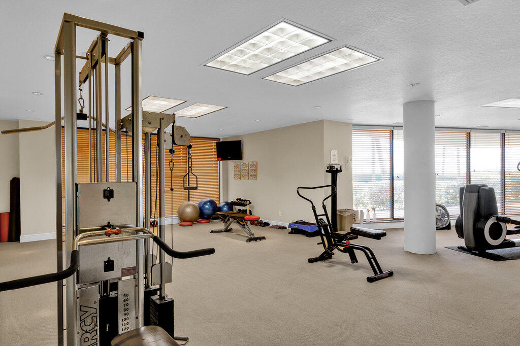 CALEDON SHORES CONDOMINIUM - Residential