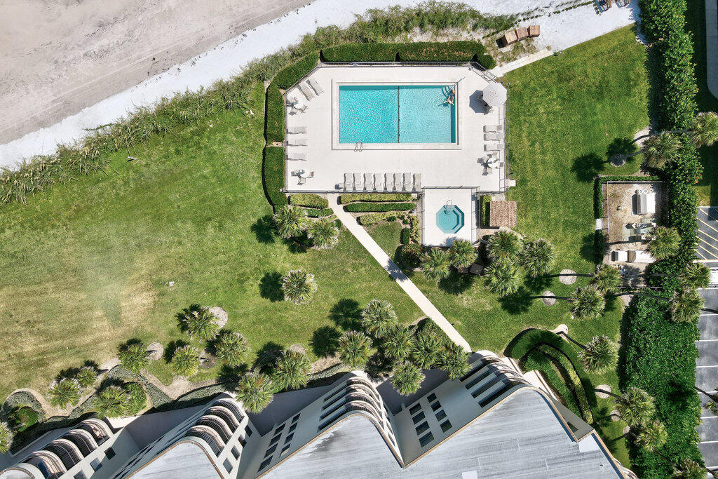 CALEDON SHORES CONDOMINIUM - Residential