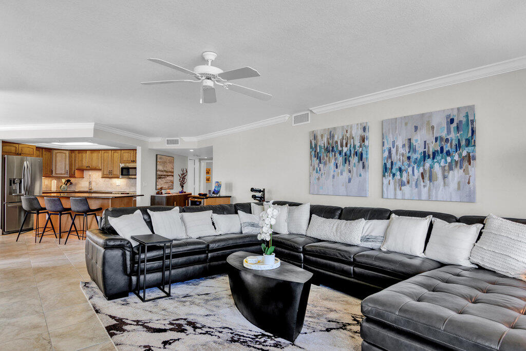 CALEDON SHORES CONDOMINIUM - Residential