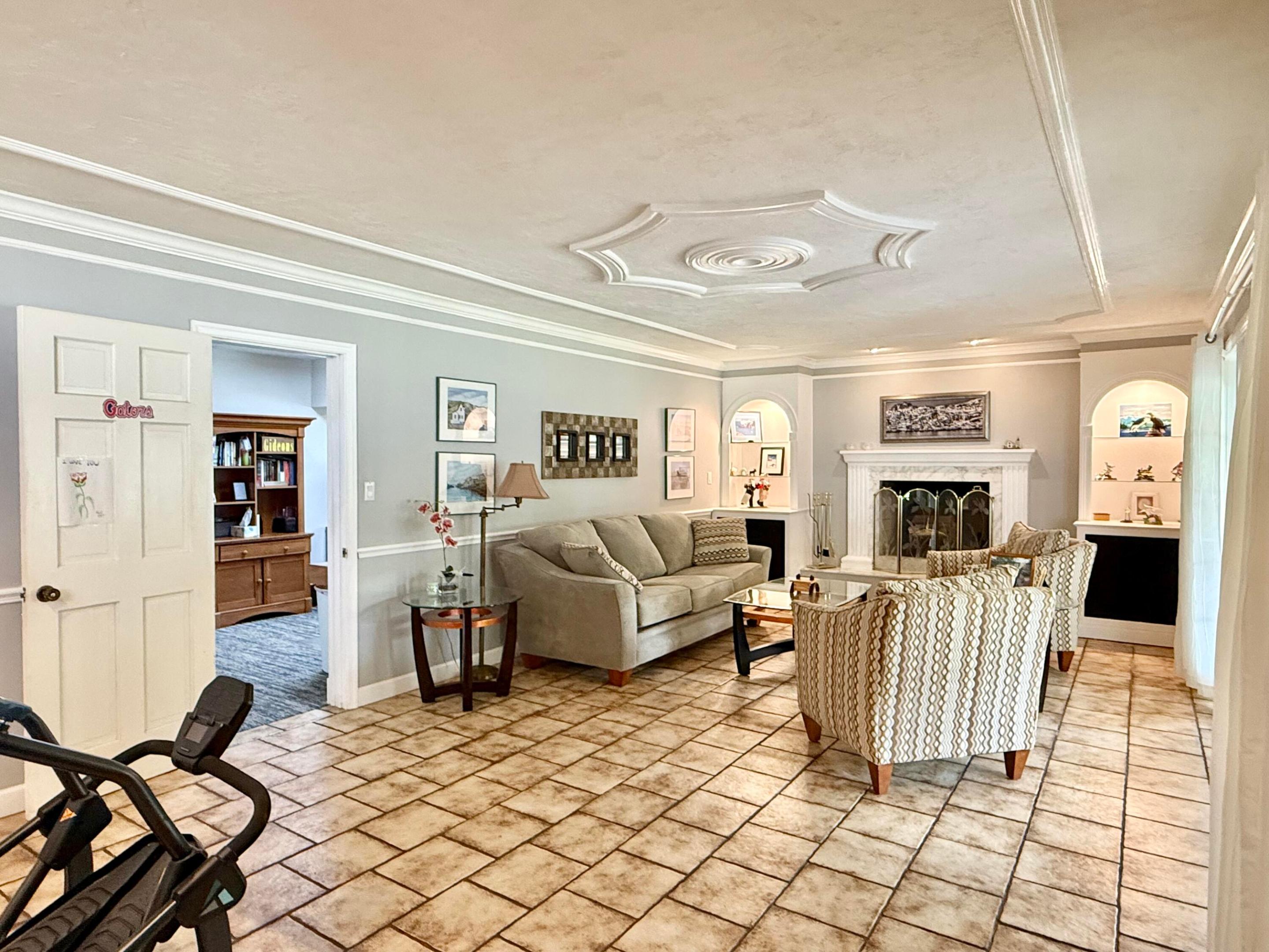 JUPITER FARMS - Residential