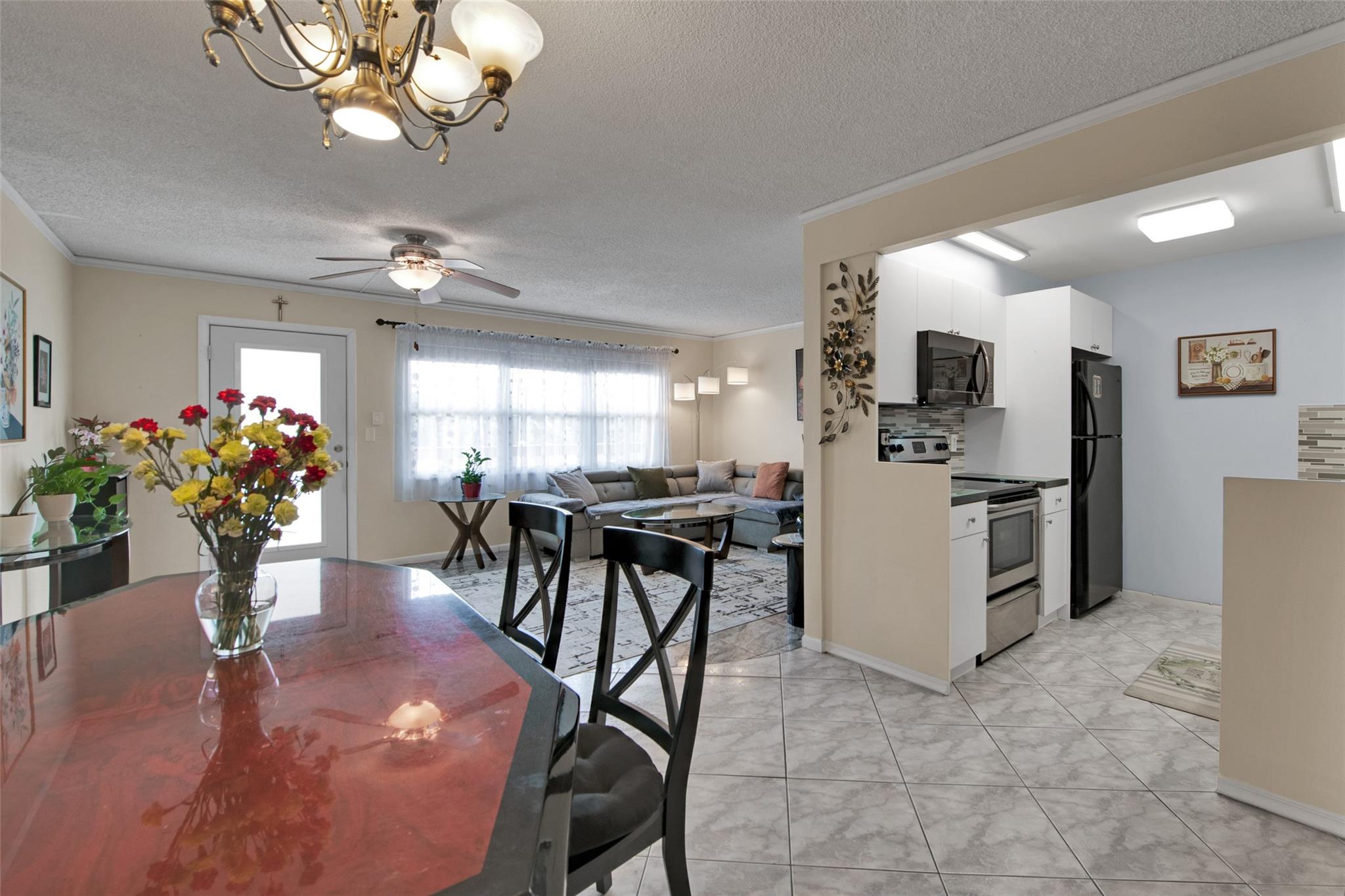 4302 Martinique Cir E2