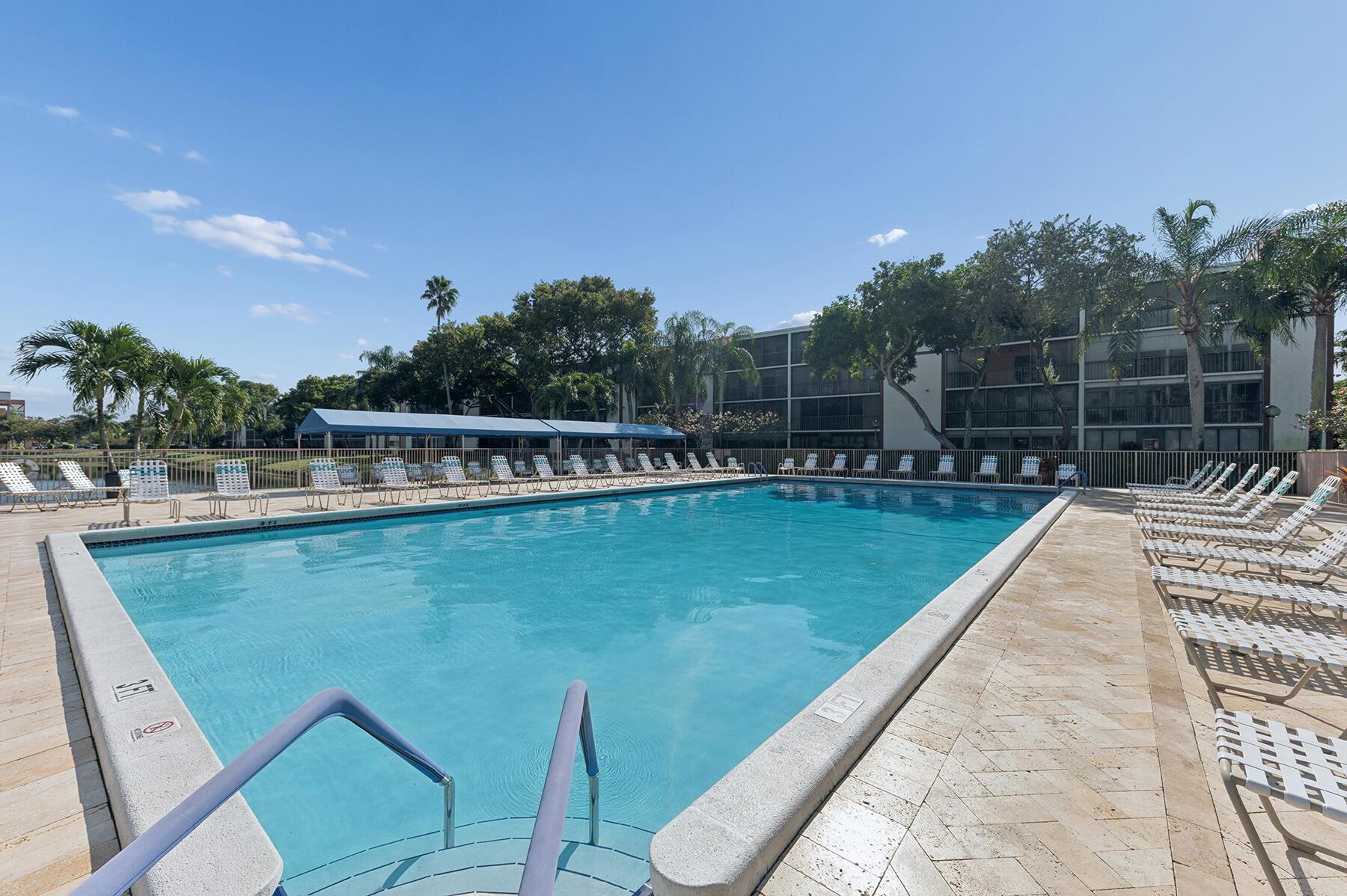 HUNTINGTON LAKES SEC FOUR - Residential