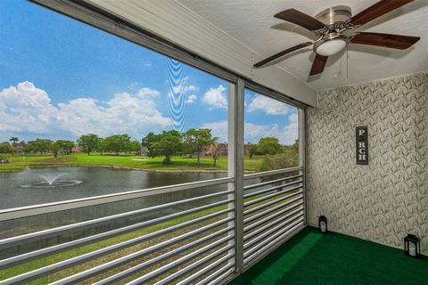 Condominium in Sunrise FL 9201 Sunrise Lakes Blvd.jpg